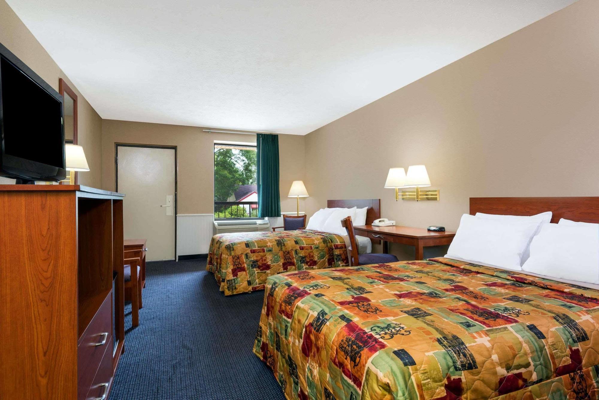 Knights Inn Elizabethtown Esterno foto