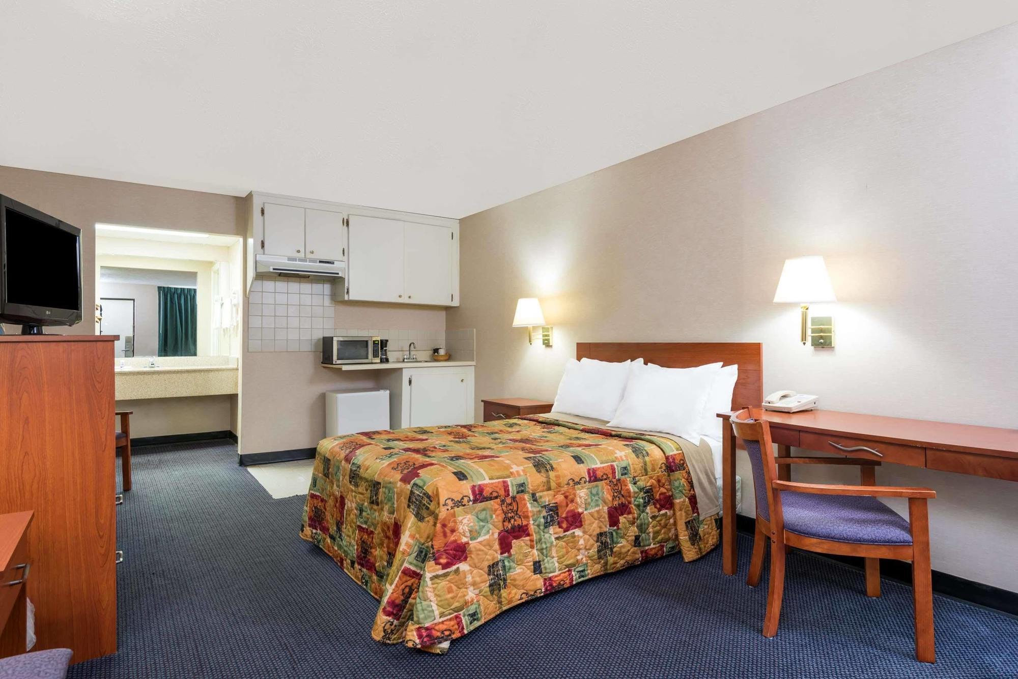 Knights Inn Elizabethtown Esterno foto